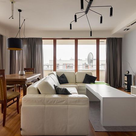 Hlonda Deluxe Apartment With Terrace Warschau Buitenkant foto