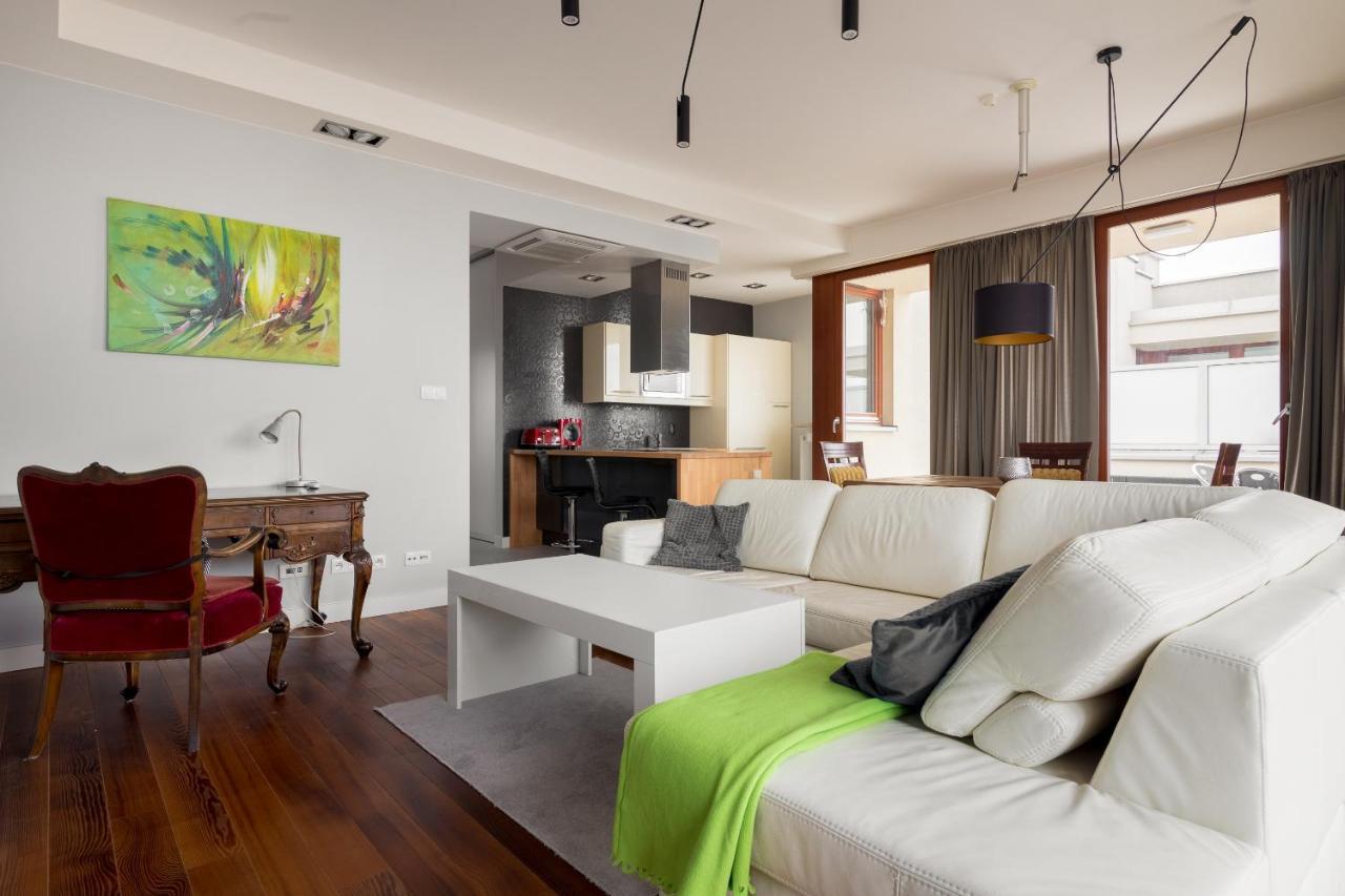 Hlonda Deluxe Apartment With Terrace Warschau Buitenkant foto