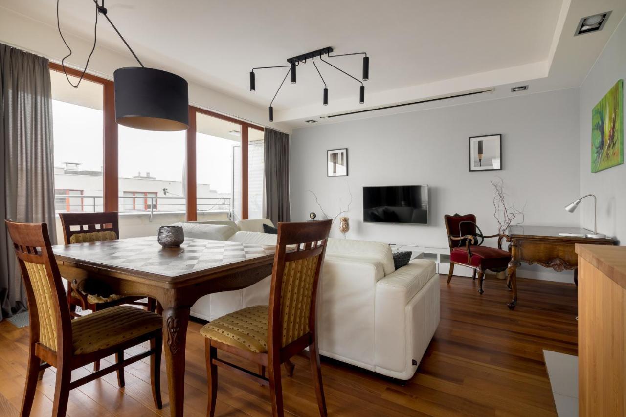 Hlonda Deluxe Apartment With Terrace Warschau Buitenkant foto